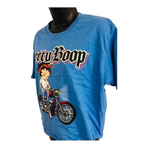 Betty Boop blue rolled hem winking Betty on motorcycle tshirt size small new - Picture 12 of 14